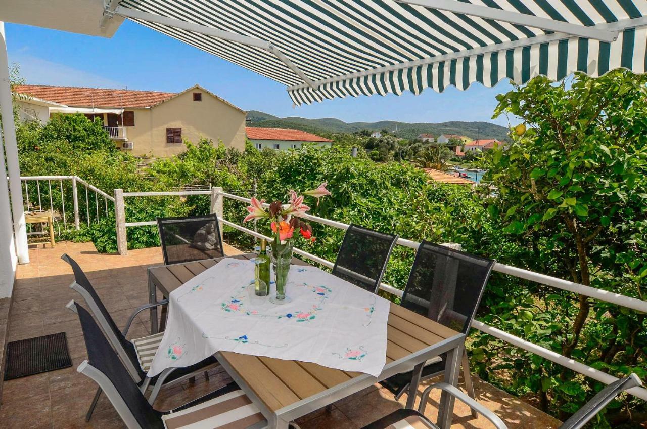 Holiday Home Lovište Extérieur photo