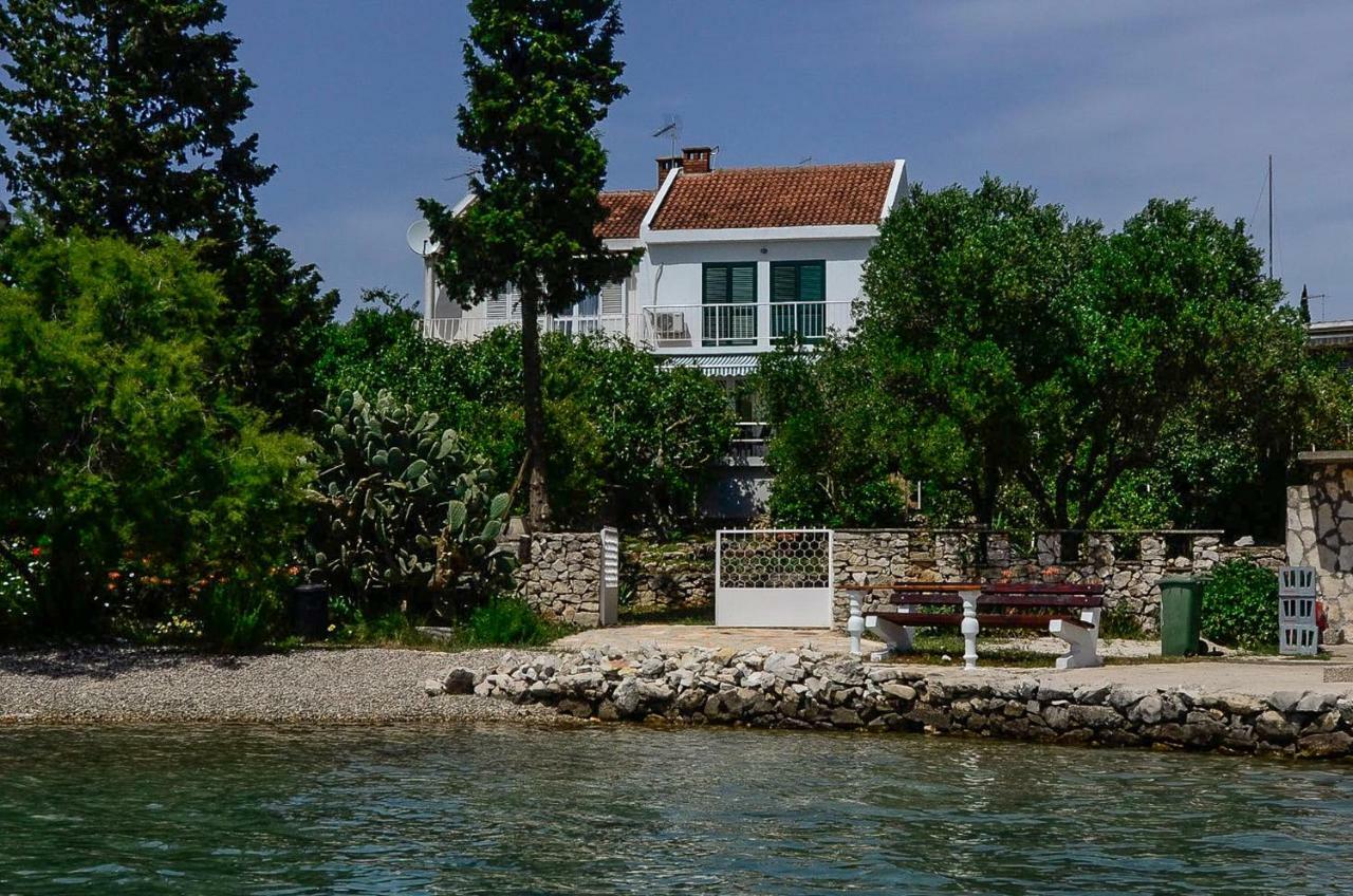 Holiday Home Lovište Extérieur photo