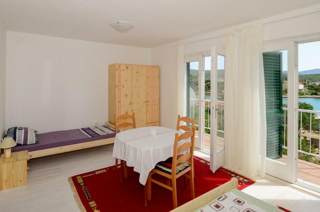Holiday Home Lovište Extérieur photo
