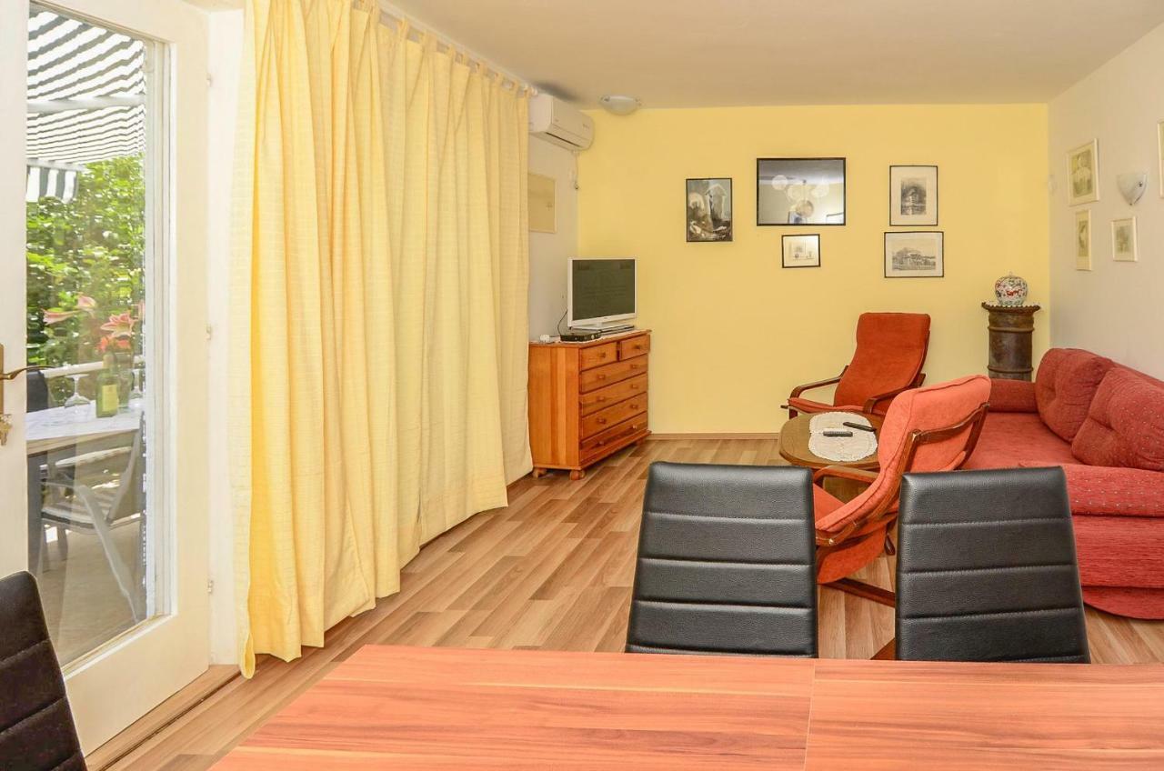 Holiday Home Lovište Extérieur photo