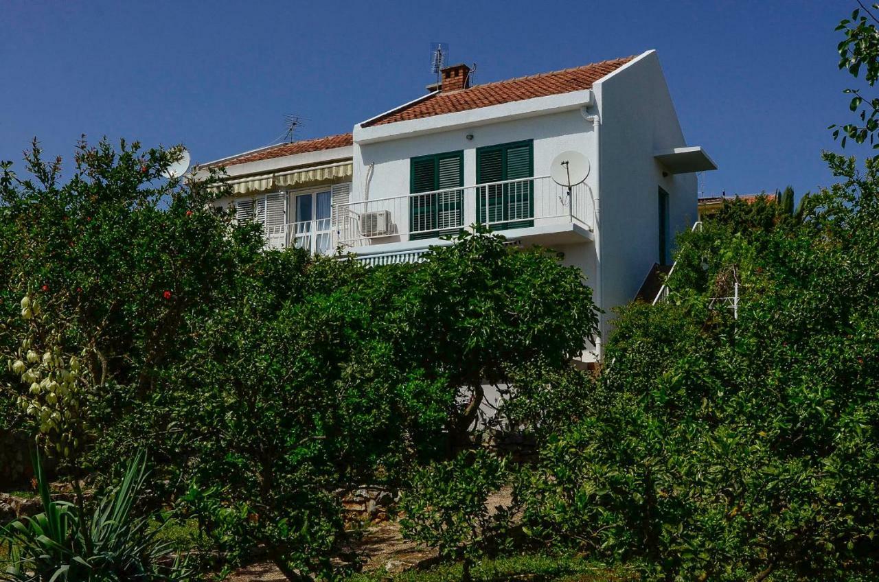 Holiday Home Lovište Extérieur photo